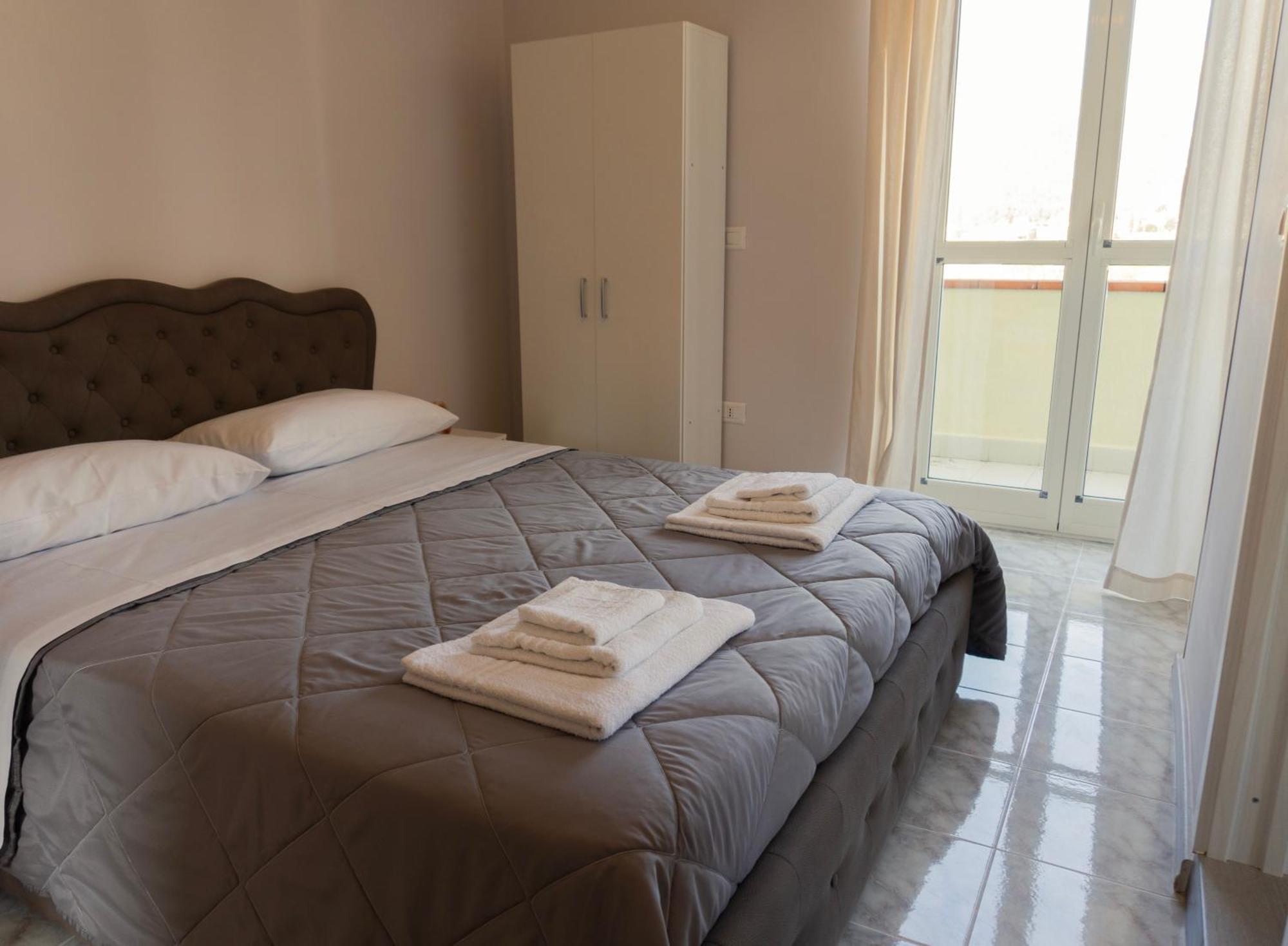 B&B Sardes Cervaro Exterior photo