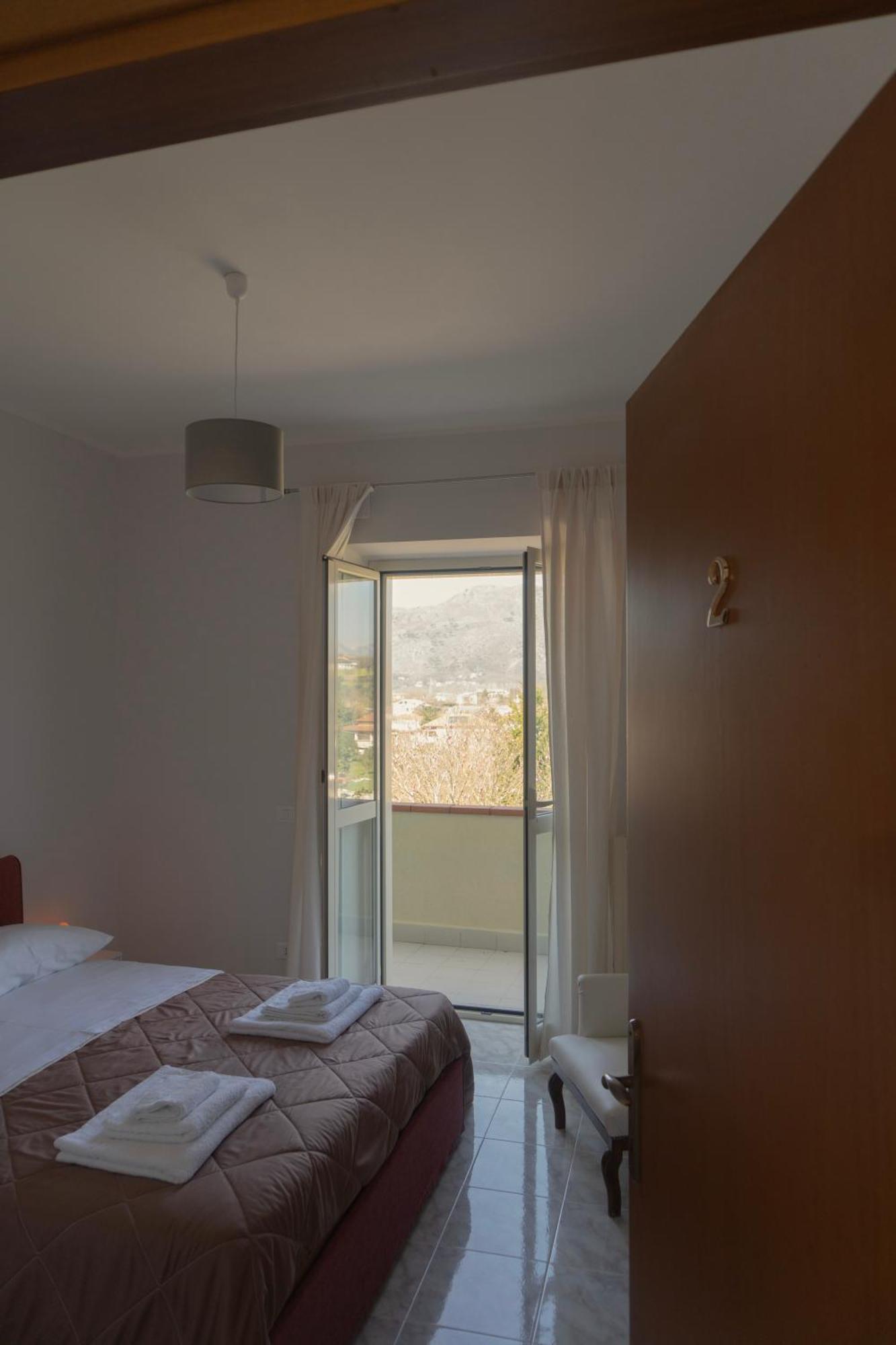B&B Sardes Cervaro Exterior photo