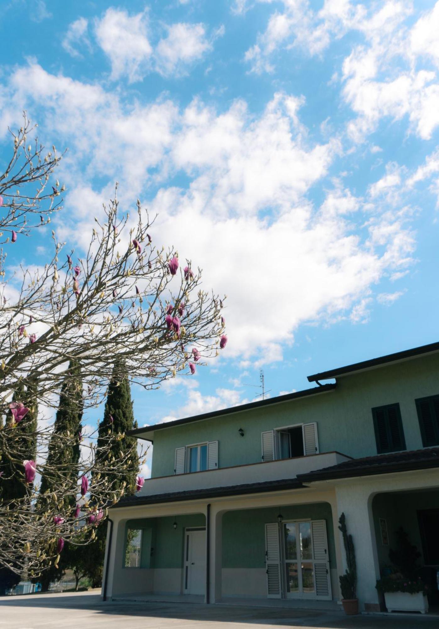 B&B Sardes Cervaro Exterior photo